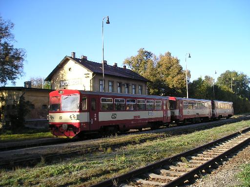 Nádraží Praha Řeporyje pohled od kolejí